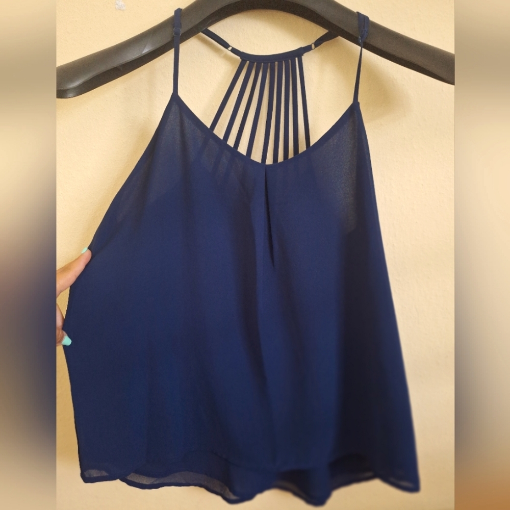 Woman blouse. 100% Polyester. Medium. Casual. Navy Blue